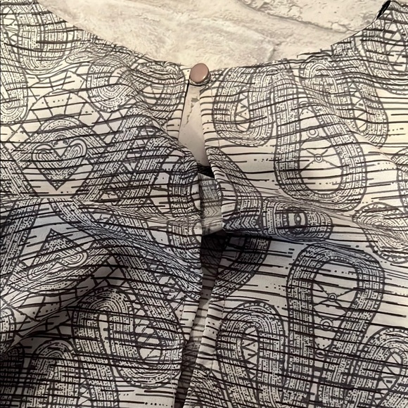 Rokoko Elegant Patterned Short Sleeve Dress small polyester - Picture 6 of 12